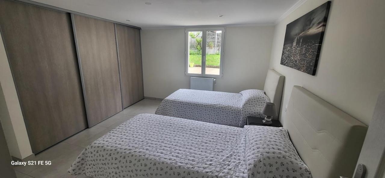maison calme et spacieuse Bassens  Extérieur photo