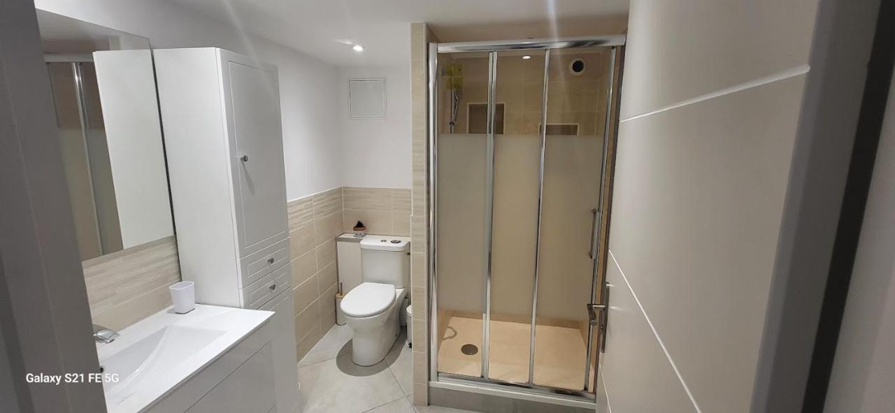 maison calme et spacieuse Bassens  Extérieur photo